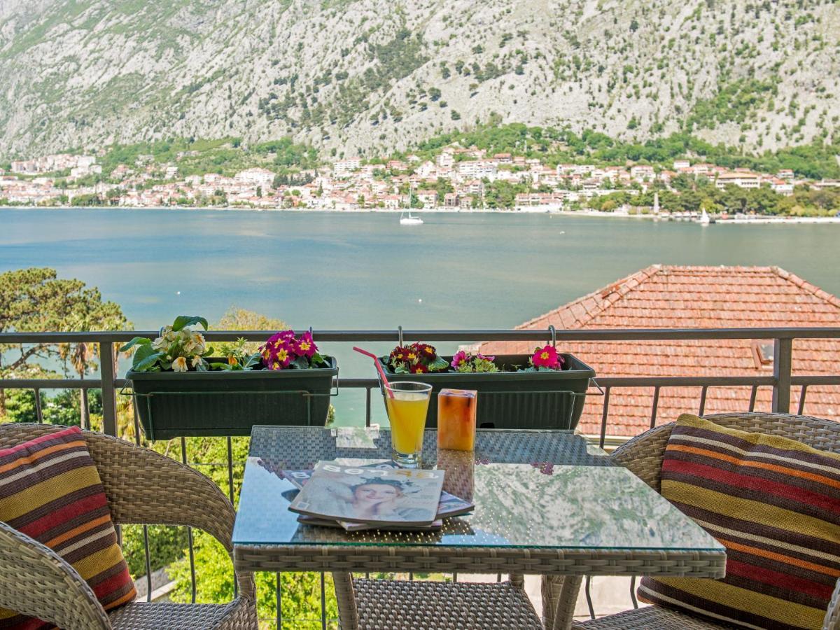Green Home Apartments Kotor Ngoại thất bức ảnh